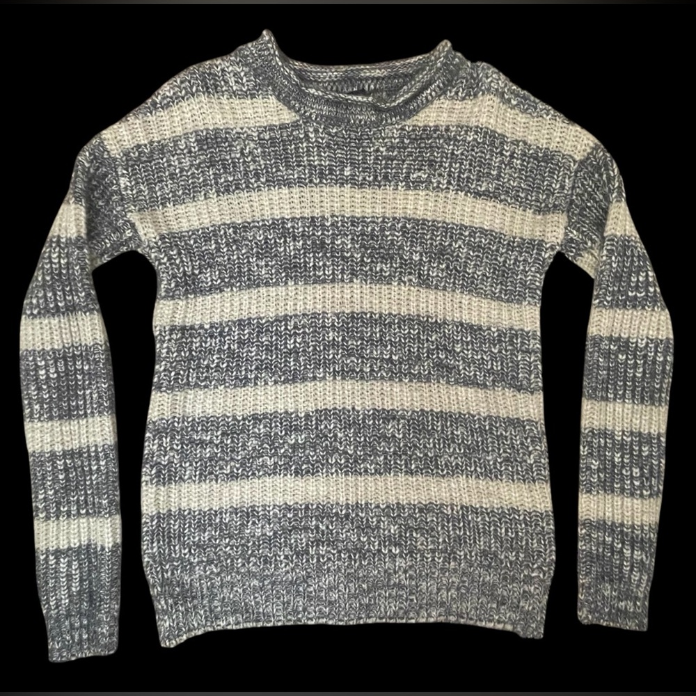 Forever 21 Sweater